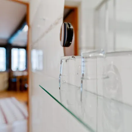 Appartement Historic Haven In *