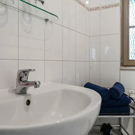 Appartement Historic Haven In